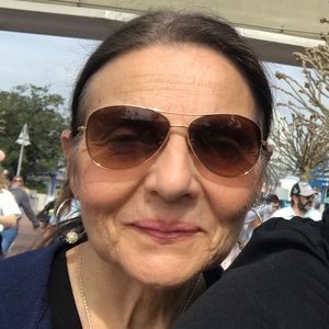 Meet your Posher, Joann